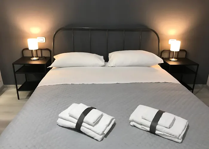 Sensation House 4*