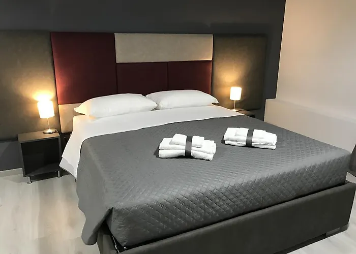 Sensation House 4* Roma