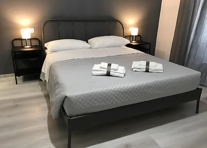 Sensation House 4*